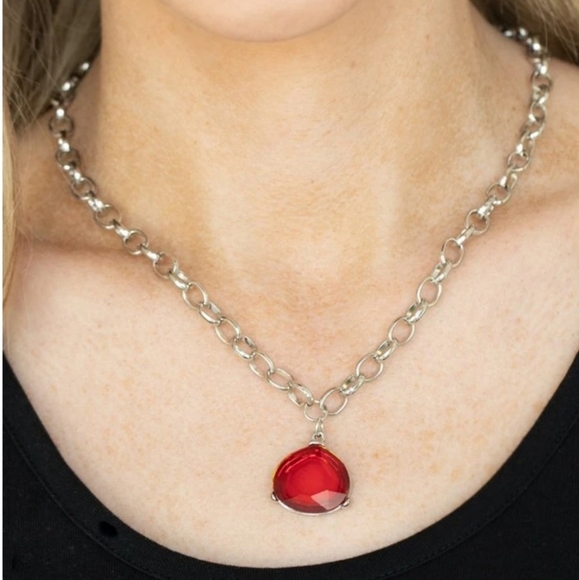 Gallery Gem Necklace